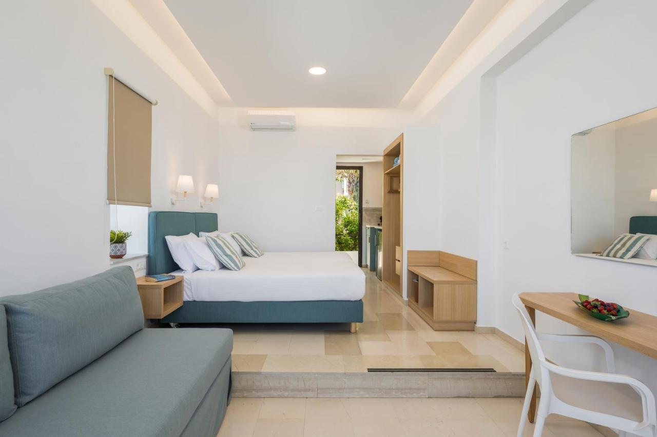 Hermes Sea View Stalos Exterior photo