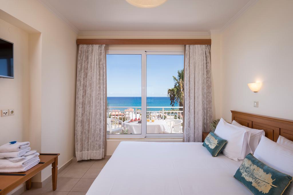 Hermes Sea View Stalos Exterior photo